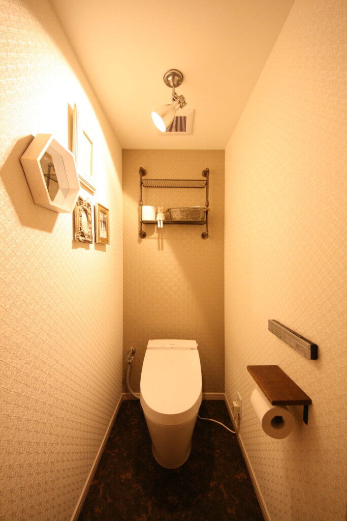 トイレはLIXILのサティスSにしました。