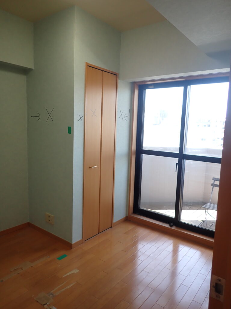 施工前の洋室の様子です。<br />
書斎として利用されていました。<br />
